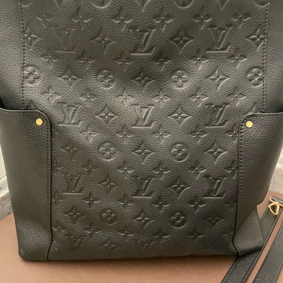 Louis Vuitton Black Monogram bagatelle hobo bag - Picture 3 of 15